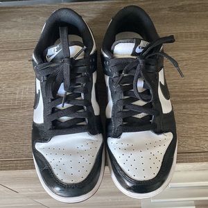 Women’s dunk low black / white
